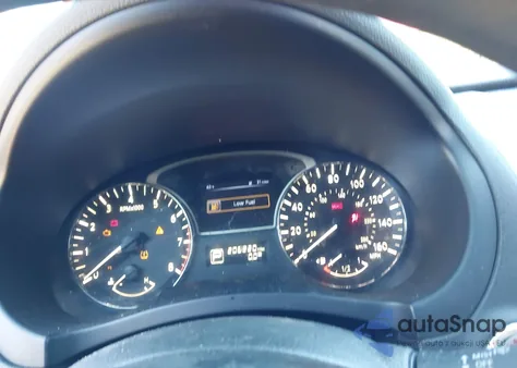 2015 Nissan Altima 2.5 S z USA, uszkodzony, nr VIN 1N4AL3AP7FN921819